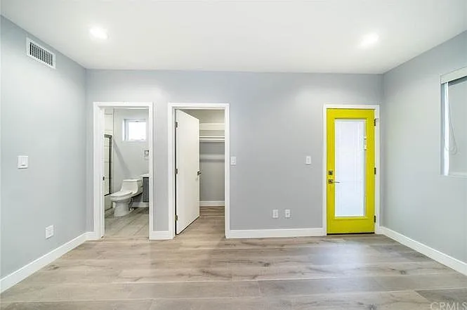 4820 Saint Charles Pl — Photo 26