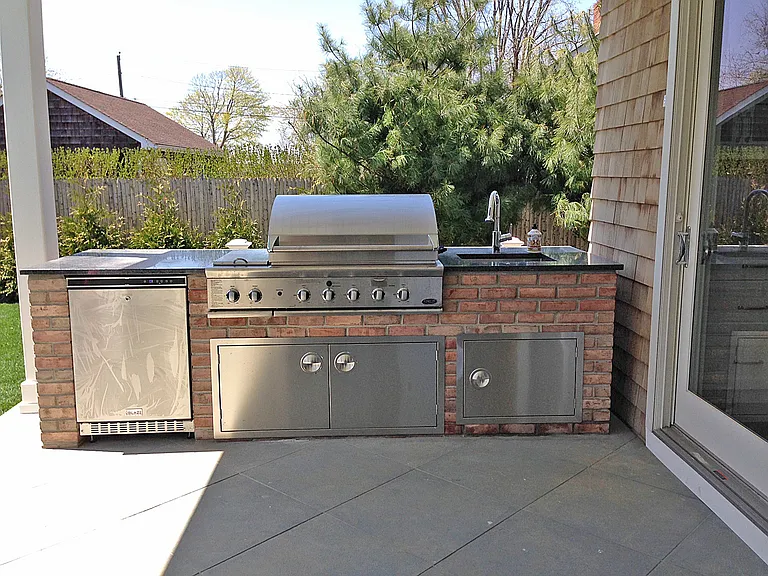 185 Newtown Ln — Photo 20