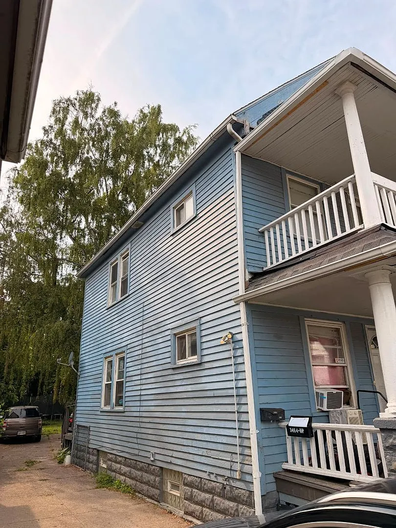 3464 W 49 Street — Photo 3