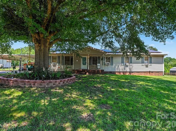 129 Laura Rd, Mooresville, NC 28117