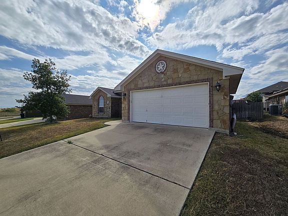 2nd image of 3506 Tatonka Dr