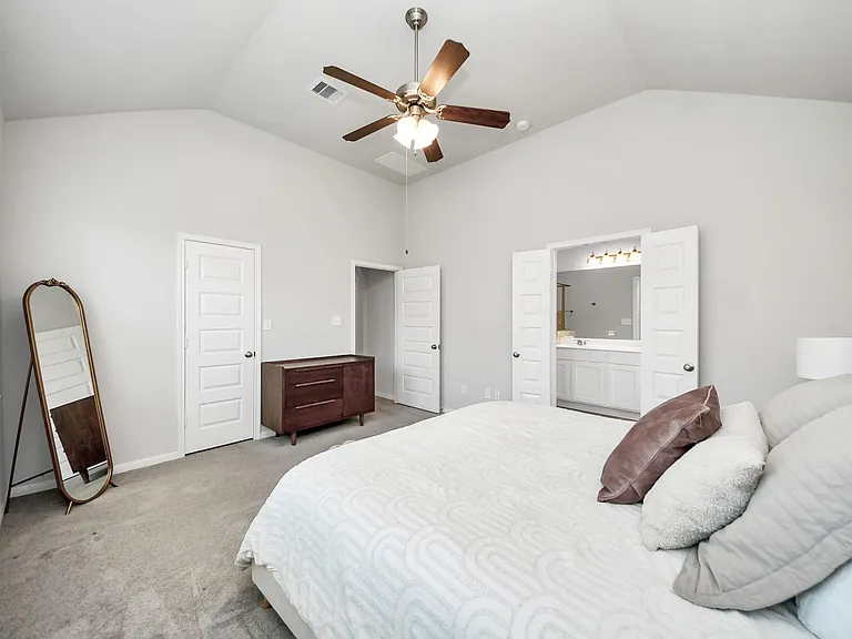 2819 Painted Sunrise Trl — Photo 27