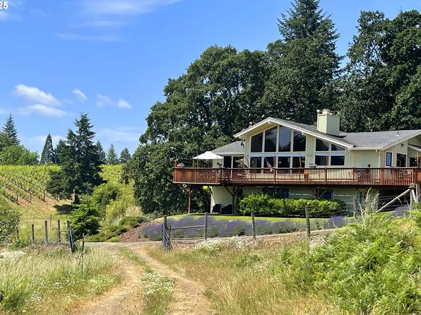 13900 NW Fir Crest Rd, McMinnville, OR 97128