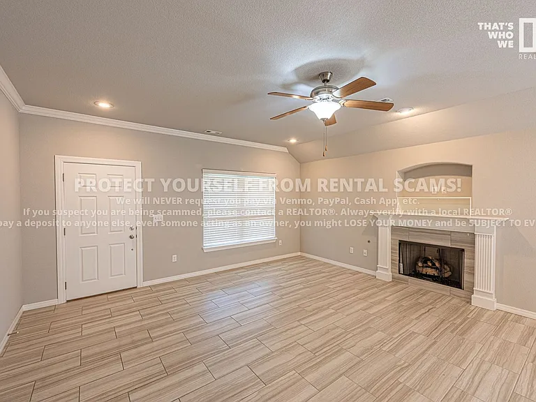 4407 W Wales Dr — Photo 3