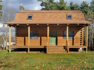 134 Crescent St, Hanson, MA 02341