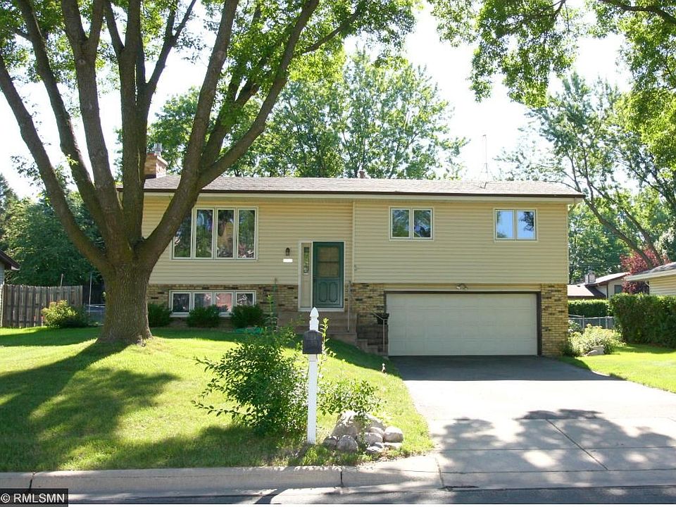1st image of 2732 Flag Ave N