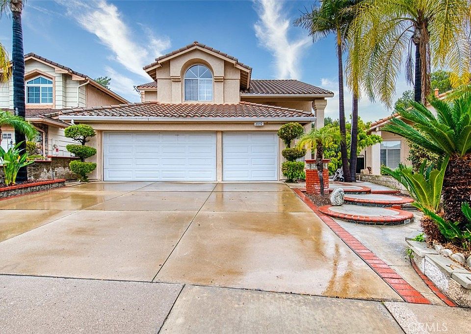1st image of 2062 Avenida Hacienda