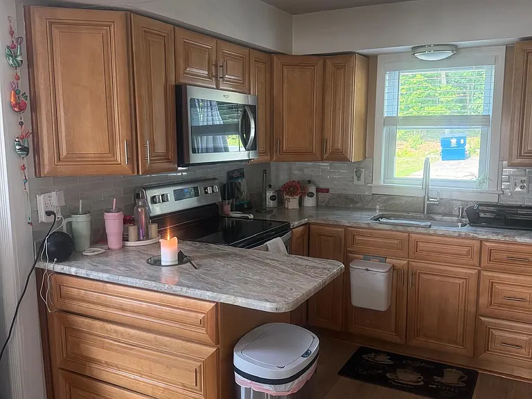 396 Daniel Webster Hwy — Photo 9
