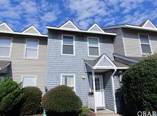 204 Kitty Hawk Rd, Kitty Hawk, NC 27949