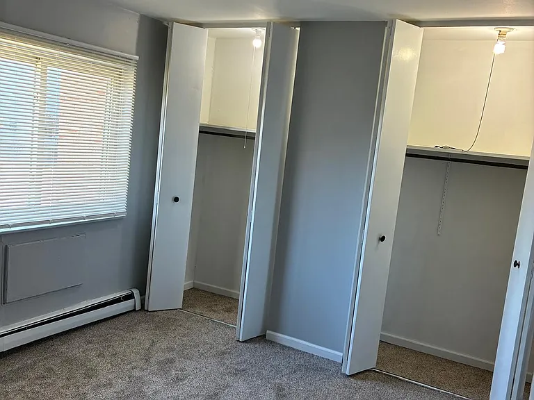 333 Hawthorne Cir #5 — Photo 8