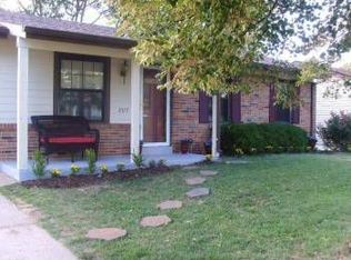 2377 Water Tower Rd, High Ridge, MO 63049