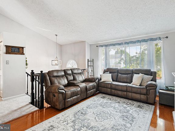 5th image of 708 Cagney Ct