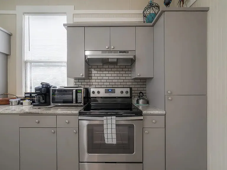 306 W Park Ave #B — Photo 12