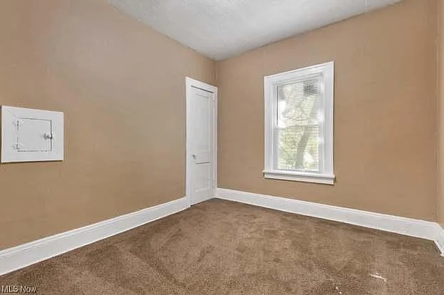 3301 E 143rd St #1 — Photo 3