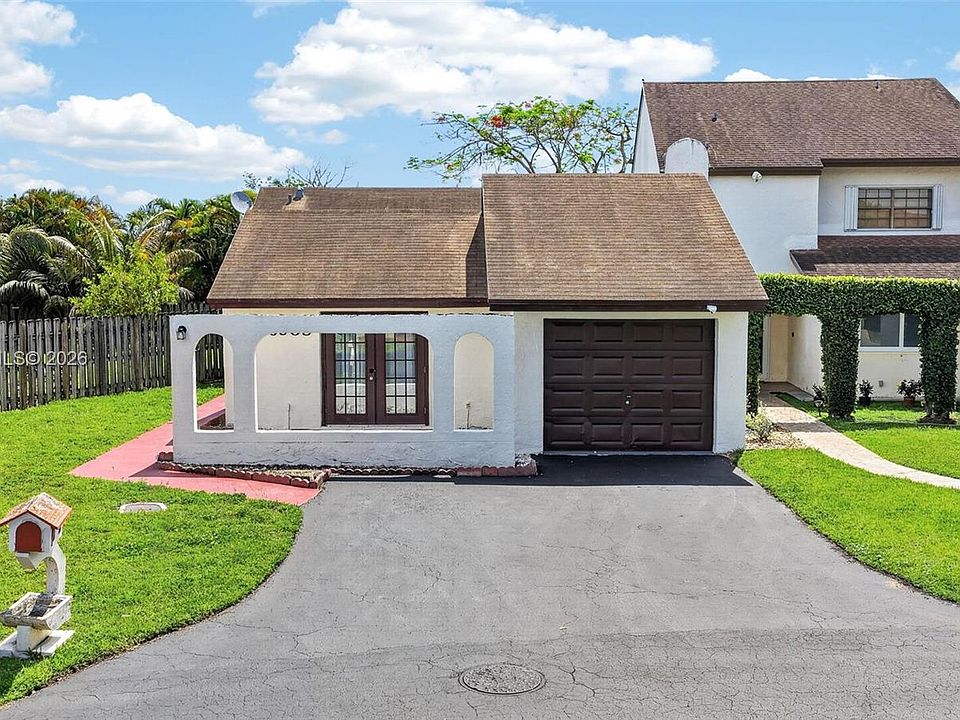 1st image of 6905 SW 104th Ct