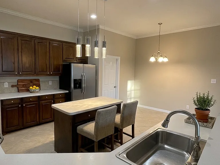 1919 Lennox Ln — Photo 27