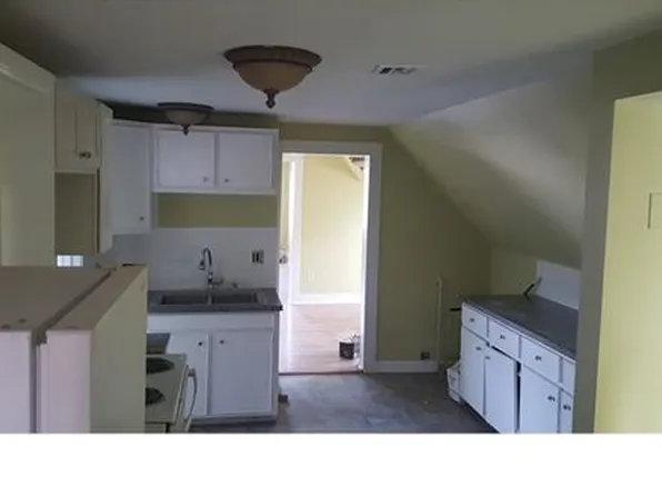 41 Chapel St, East Hartford, CT 06108