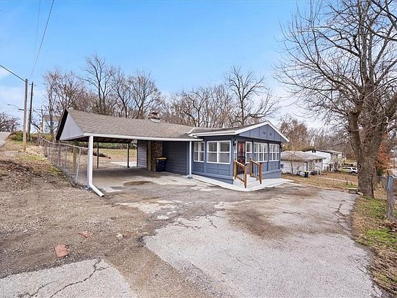2nd image of 3603 Cypress Ave