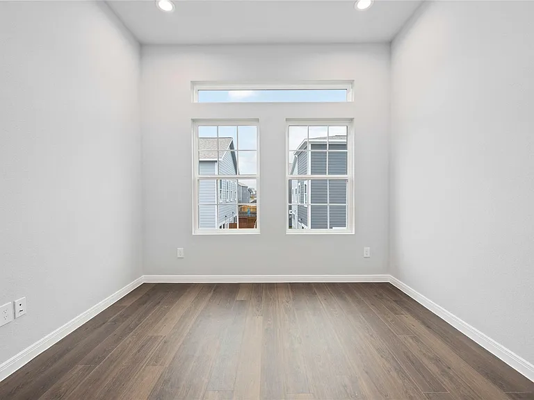 18831 Luminescent Ln — Photo 20
