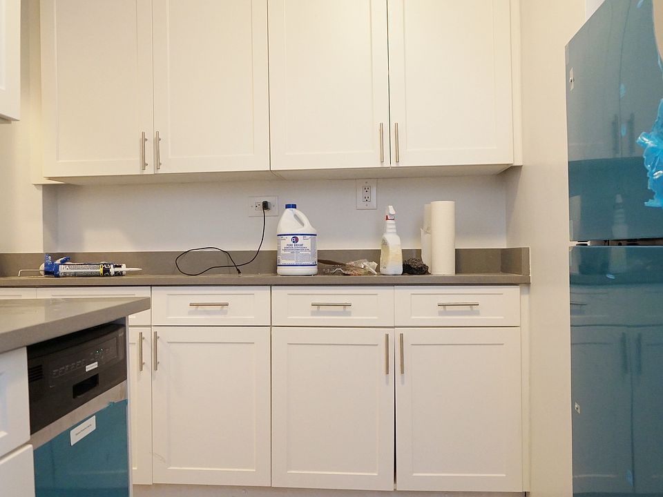 1st image of 48-21 40th St #4D