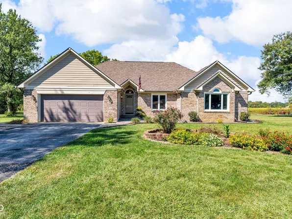 190 Poplar Grove Dr, Avon, IN 46123