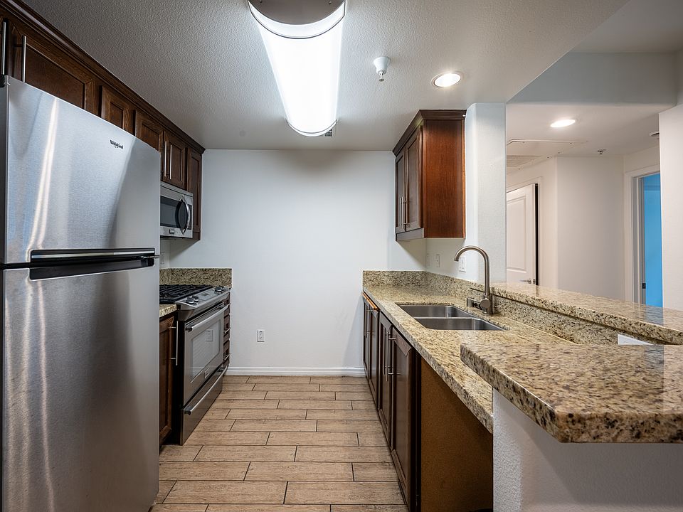 1st image of 11943 Kling St #104