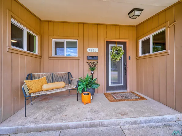 1111 W Ural Dr, Carlsbad, NM 88220