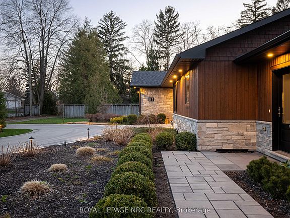 3rd image of 81 Simpson Rd