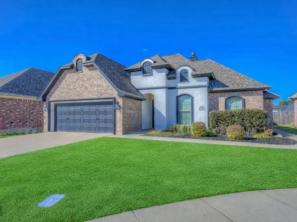 213 Roanoke Cir, Benton, LA 71006