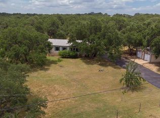 116 Rust Ranch Rd, Blanco, TX 78606