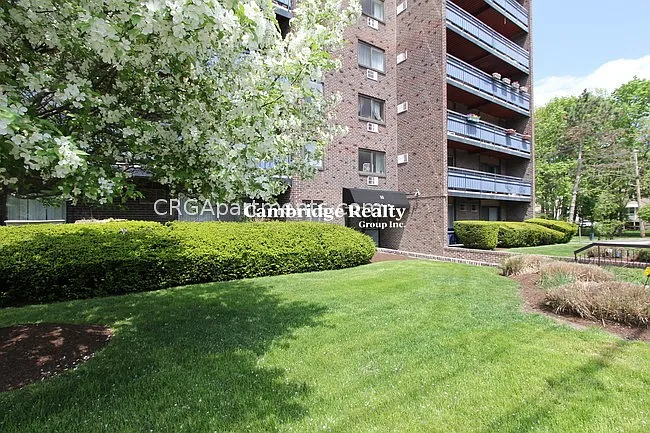 24 Whites Ave #16T — Photo 8