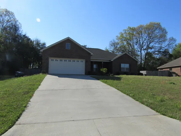 204 Clearview Dr, Enterprise, AL 36330