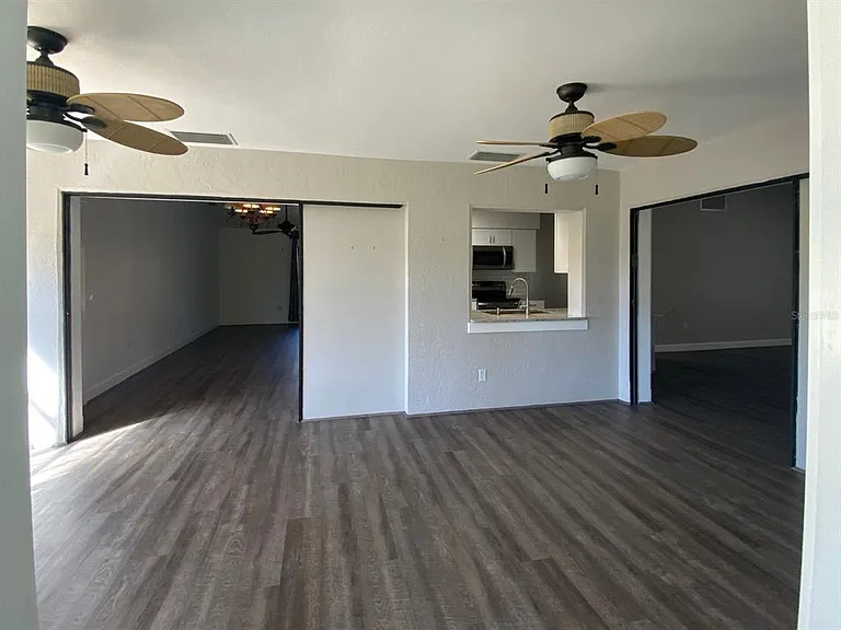 10123 Bay Ave #10123 — Photo 9