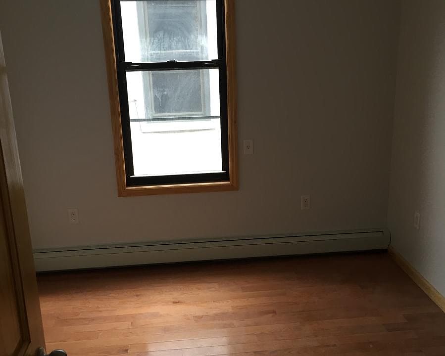2nd image of 901 50th St