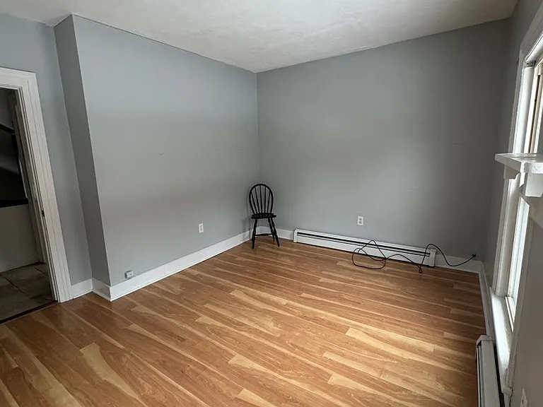 695 Cape St — Photo 6