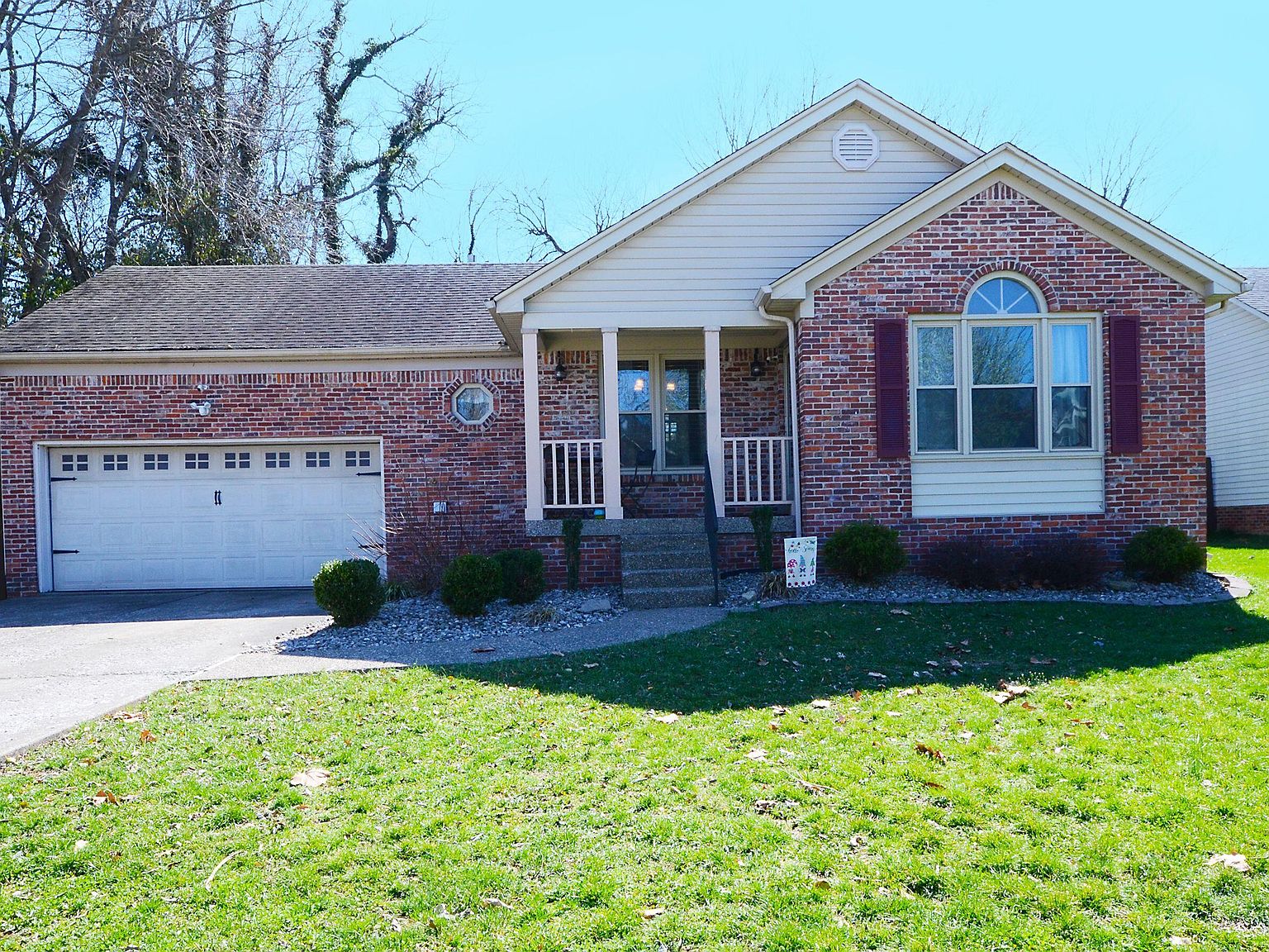 527 Hunting Hills Dr, Shelbyville, KY 40065 | Zillow