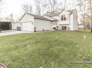 315 Sherman St SE, Lowell, MI 49331