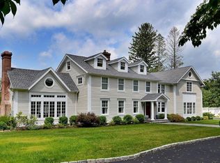 19 Richards Ln, New Canaan, CT 06840