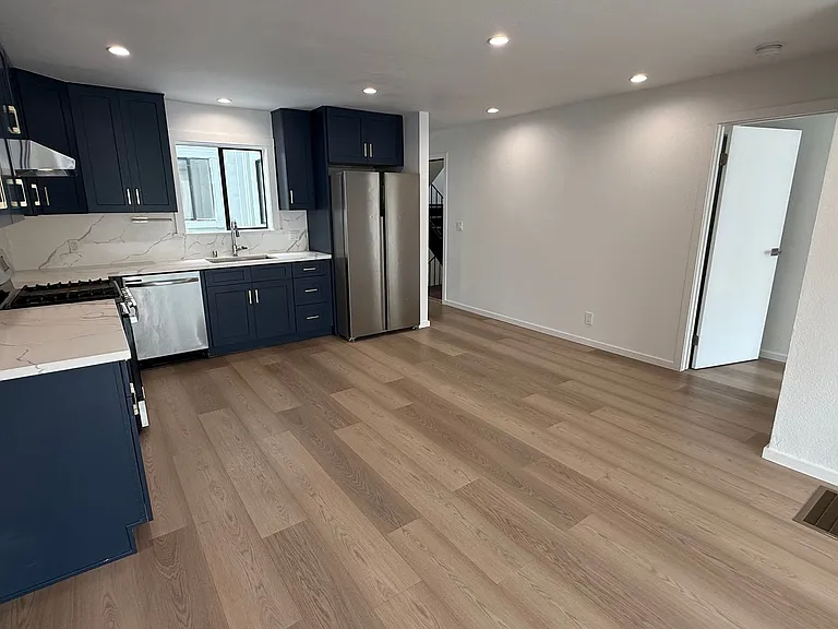 RC - 1630 Oakdale, Ave., San Francisco, CA, 94124 — Photo 23