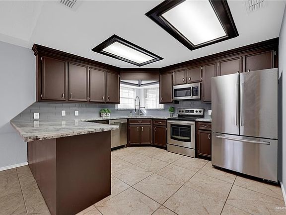 3rd image of 317 N 36th Ln