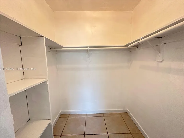 1008 NW 45th Ave #12 — Photo 11
