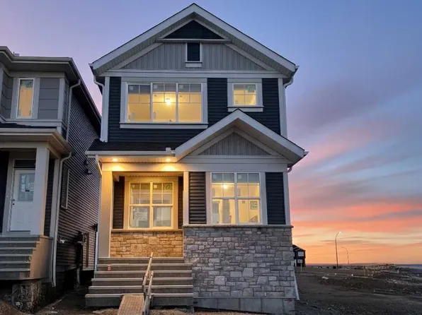 203 SE Annette Lndg, Calgary, AB T3R 2K2