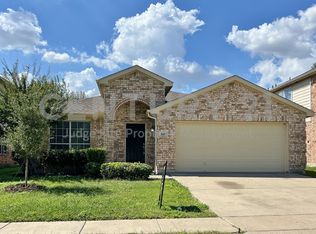 10457 Winding Passage Way, Fort Worth, TX 76131