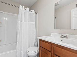 2305 Cherry Hills Dr APT 102, Springfield, IL 62704