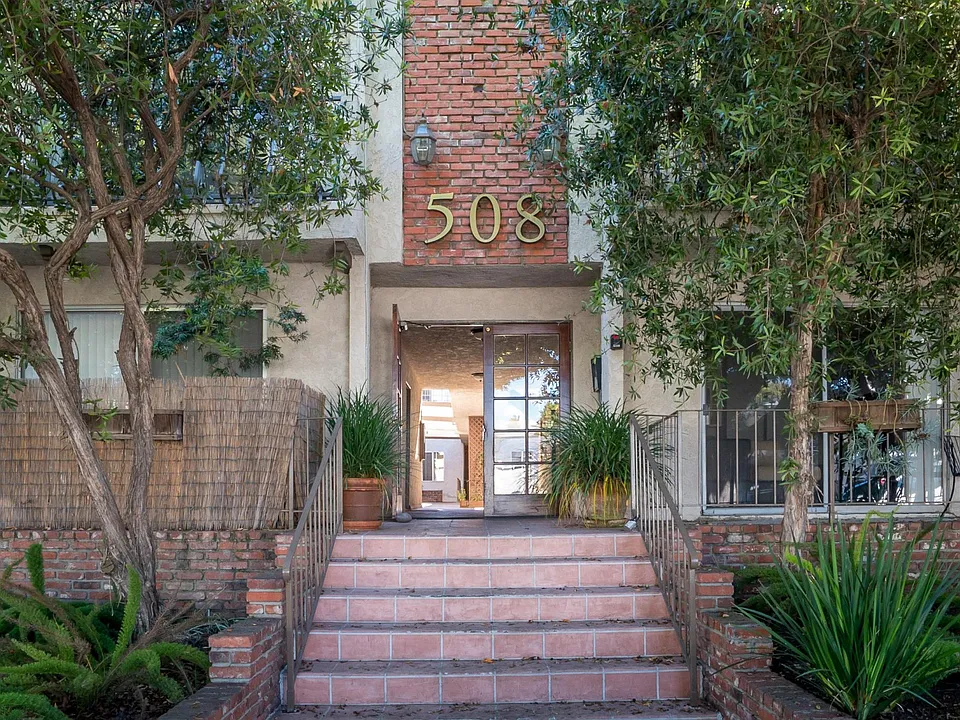 508 Ashland Ave #216