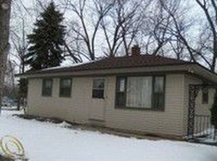 1176 Cloverlawn Dr, Pontiac, MI 48340