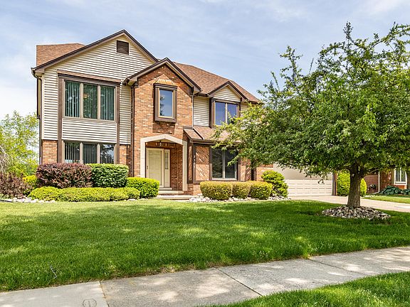 5th image of 2377 Duke Dr