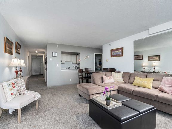 5th image of 1660 N Prospect Ave Unit 2102