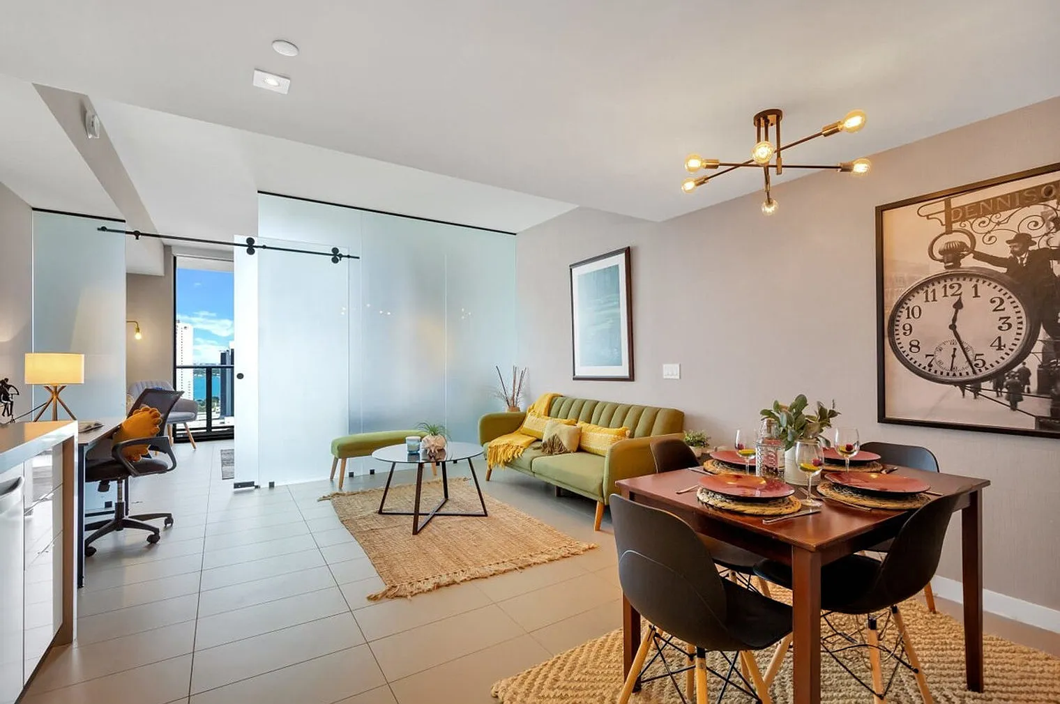 1 bed, 1.0 bath, 871 sqft, $3,187 — Photo 1
