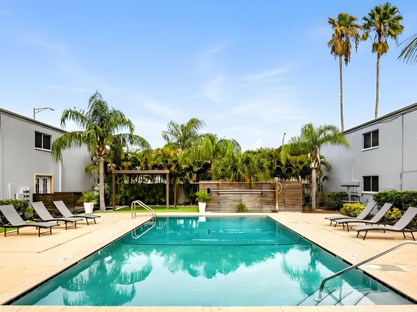 Oasis at Ballast Point